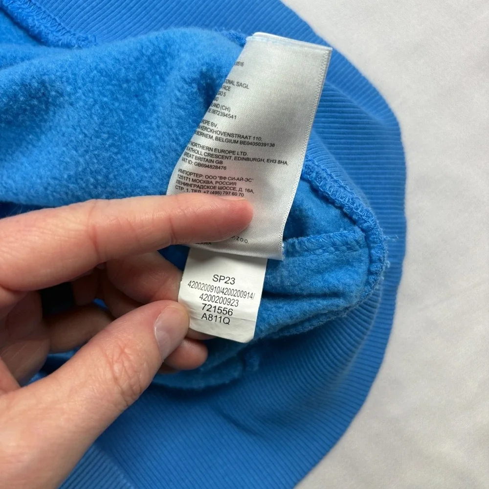 The North Face Sweatshirt Mens Medium Blue Graphic Pullover Crew Neck